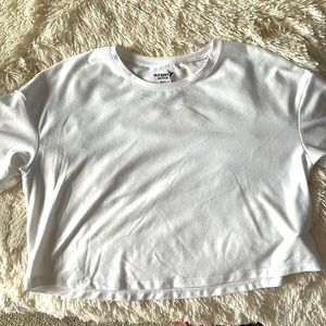 Old navy active white tee!